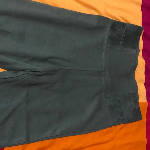 Olive Leggings - Picture 2 of 2